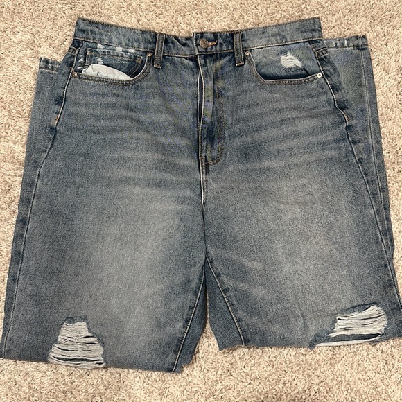 HI RISE WOMEN’S JEANS - Picture 3 of 6